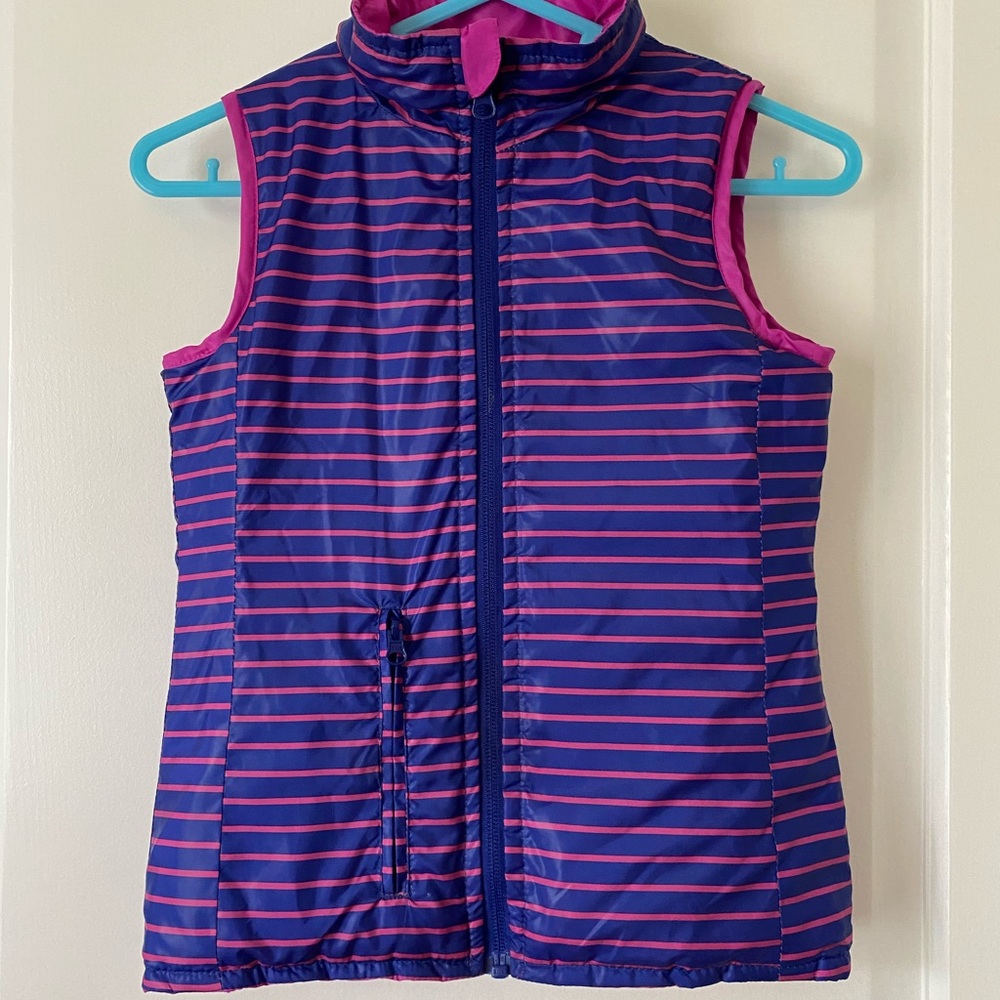 Girls reversible puffer vest